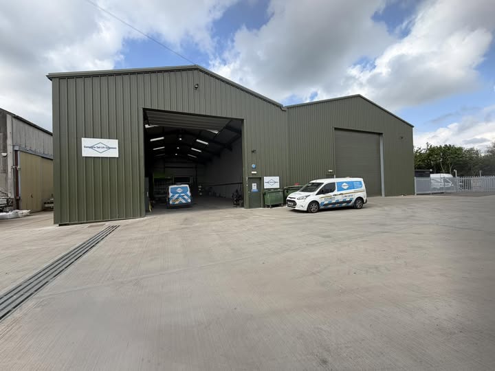 Complete Tail Lift Solutions purpose-built workshop and branded service van